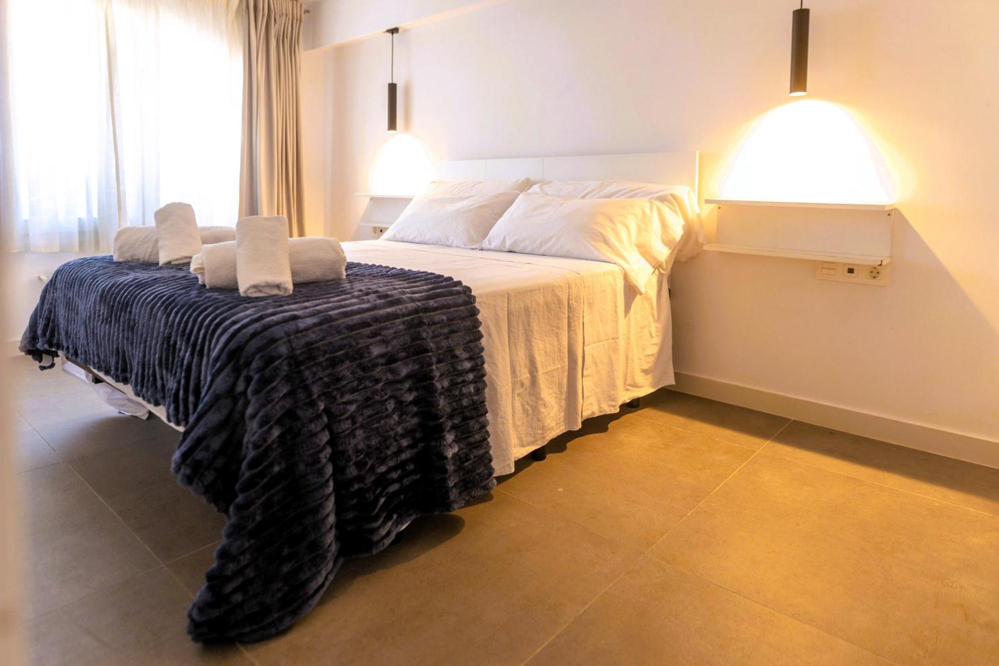 Suitur beachfront apartment Roc de Sant Gaietà Roda de Bará Esterno foto